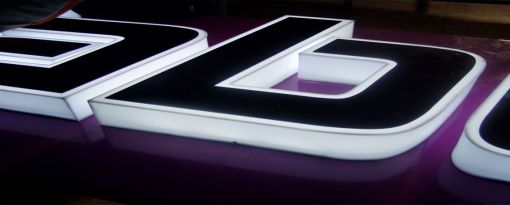  Slide ışıklı plexi harf